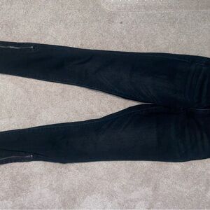 Black Skinny Jeans